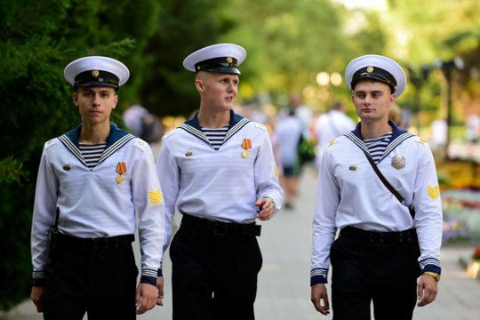 Rusijos karinio jūrų laivyno jūreiviai.