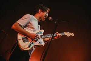 Koncertui Lietuvoje besiruošiantys „Carnival Youth“ – apie ryšį su S. Prūsaičiu ir mėgiamas Vilniaus vietas