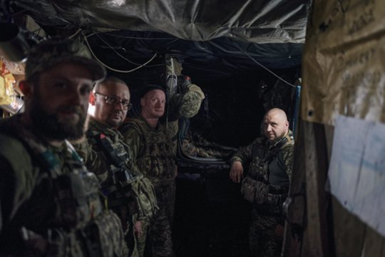Karas Ukrainoje, Ukrainos kariai netoli Bachmuto.
