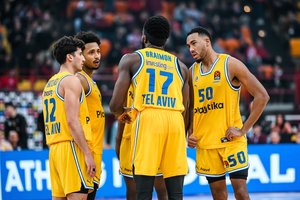 Eurolygos mačas Tel Avive – į vieną krepšį: „Maccabi“ sutaršė „Virtus“ ekipą