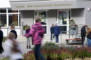 Ruošiami pokyčiai jau pykdo atostogas planuojančius tėvus, tačiau dejonės sulaukė griežto atsako