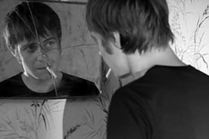 Pirmąkart Lietuvoje – prancūzų kino klasika tapusi G. Pereco romano ekranizacija „Žmogus, kuris miega“