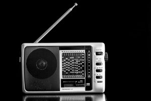 Kodėl Lietuvoje galime matyti ir girdėti kitose šalyse transliuojamas laidas?