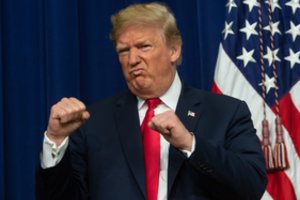 Istorinis įvykis JAV: D. Trumpas tapo pirmuoju prezidentu, kuriam buvo pateikti kaltinimai baudžiamojoje byloje