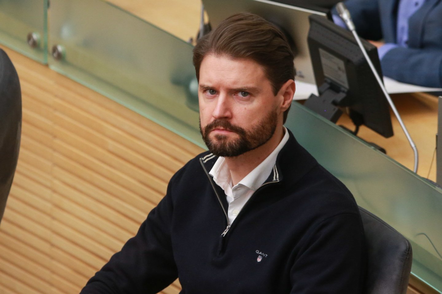  Pašalintas iš konservatorių gretų M.Majauskas atsidūrė Mišrioje Seimo narių grupėje, bet parlamente jautėsi vienišas.<br>R.Danisevičiaus nuotr.