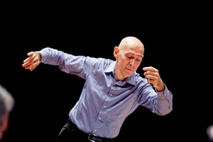 „Klaipėdos muzikos pavasario“ pradžią skelbia Klaipėdos kamerinis orkestras ir italų smuiko virtuozas Enrico Onofri