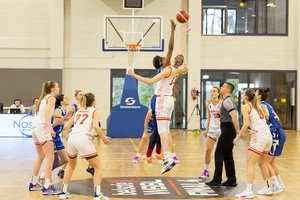 Vilniaus „Kibirkšties“ krepšininkės kovos dėl Baltijos lygos trofėjaus