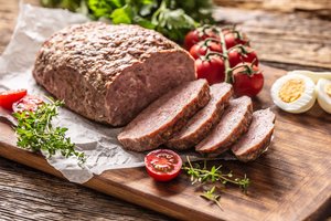 Jei norite iškepti sultingą netikrą zuikį, pamirškite džiūvėsėlius: yra geresnis ingredientas