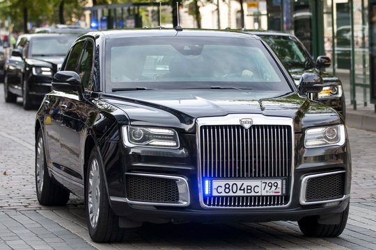 V. Putino limuzinų gamintojas perims „Toyota“ nacionalizuotą automobilių gamyklą
