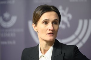 V. Čmilytė-Nielsen pateikė paaiškinimą, kodėl užtruko antrojo žvalgybos kontrolieriaus paieškos