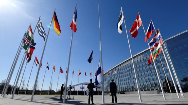 Istorinė diena Suomijai: šalis tapo NATO nare