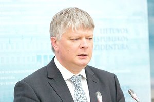 P. Saudargas: tęsiantis įtampoms pieno sektoriuje, K. Navickas yra geras opozicijos taikinys dar vienai interpeliacijai