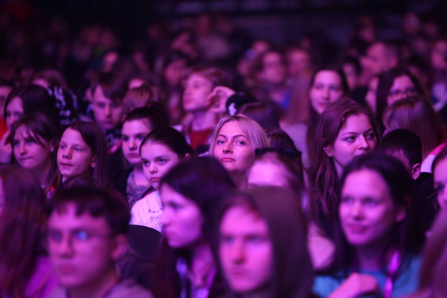  „Žalgirio“ arenoje vykusiame jaunimo festivalyje „VibeLift“ dalyvavo daugiau kaip 6 tūkst. žmonių. <br> M.Patašiaus nuotr. 