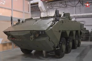 Rusija teigia pradedanti naujos karinės mašinos bandymus