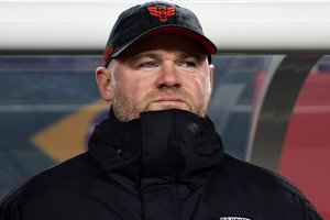 Wayne'as Rooney planuoja debiutą bokse – jau žinomas ir varžovas