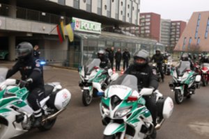 Paskelbė šiltojo sezono pradžią – į gatves išriedės 40 policijos motociklų