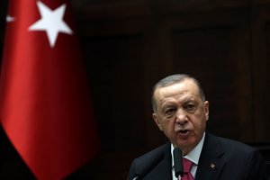 Turkija birželį vėl svarstys Švedijos kandidatūrą į NATO