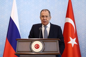 S. Lavrovas: bet kokios taikos derybos dėl Ukrainos turėtų būti apie „naująją pasaulio tvarką“