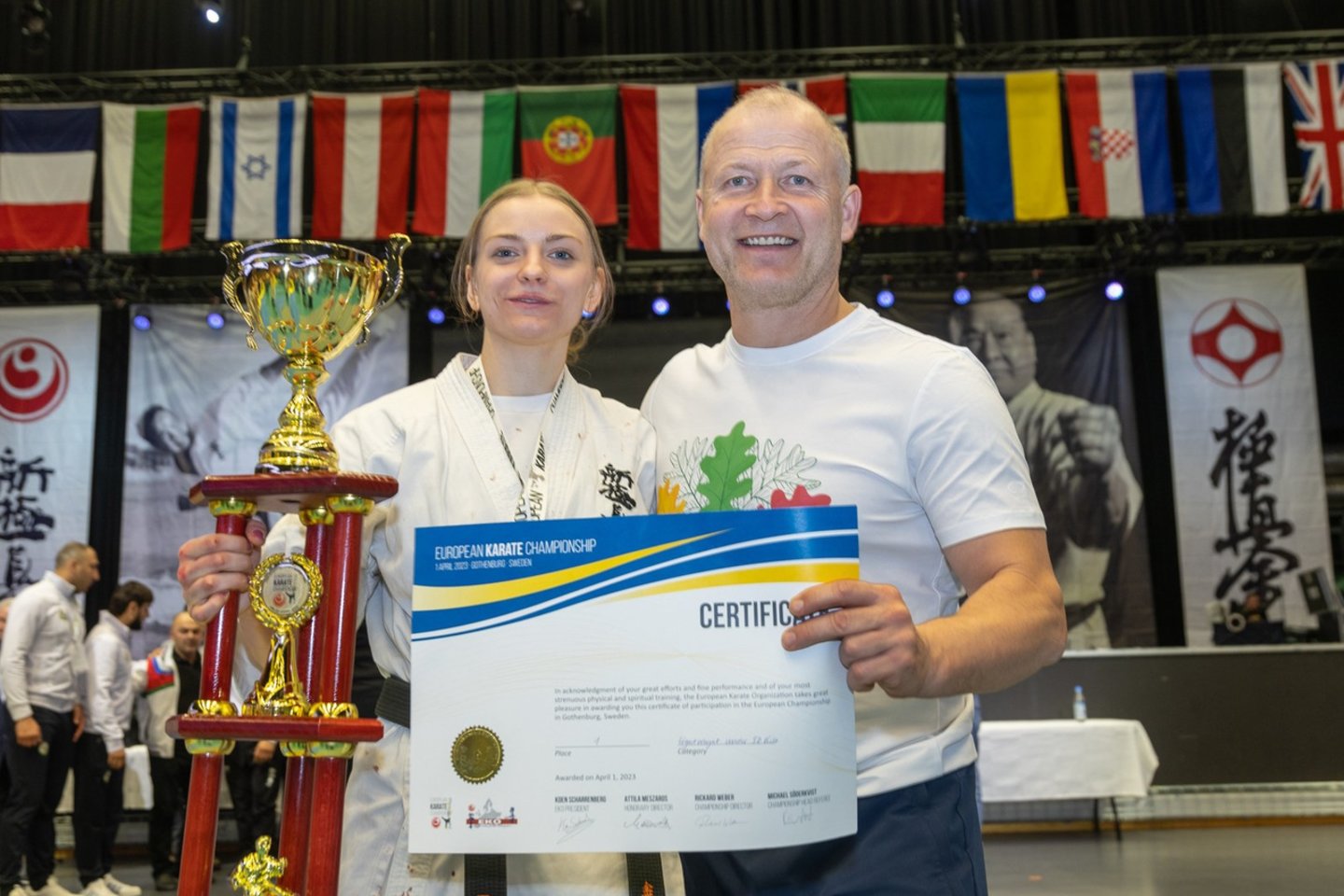 Lietuvos kiokušin karatė kovotoja Brigita Svinkūnaitė ir treneris Ričardas Poška.