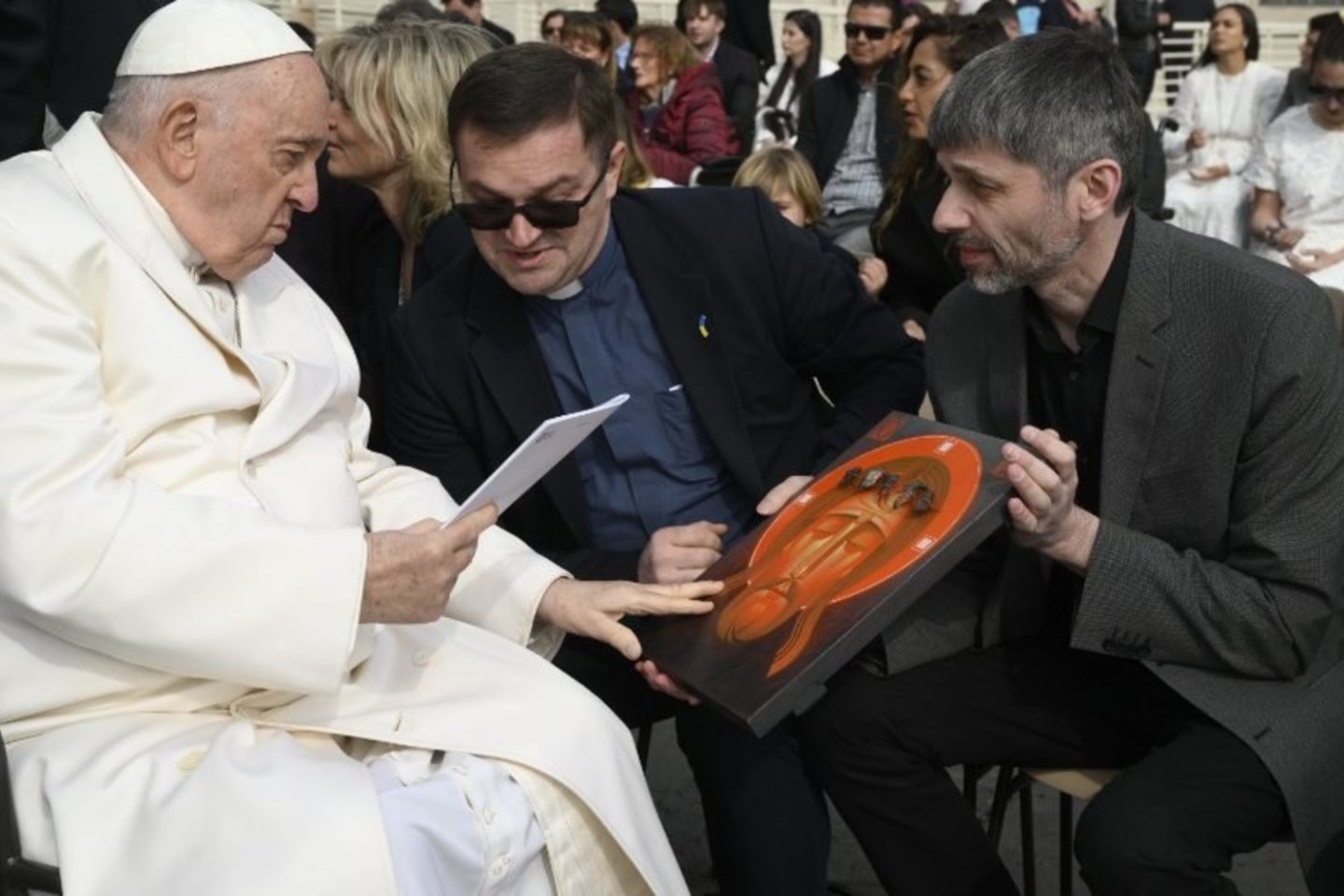 Popiežius bendroje audiencijoje. Ikonų paroda „Arma Christi“.<br>SAK/Vatican news nuotr.