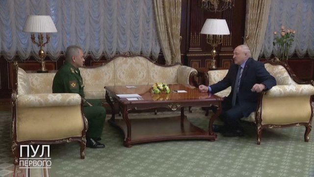 A. Lukašenkos ir S. Šoigu susitikimo tema – Baltarusijos saugumas: prašo garantijų