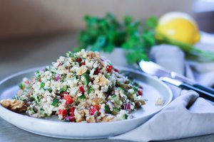 Žiedinių kopūstų, lęšių ir bolivinių balandų salotos: paprasta, sotu ir gardu