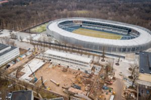 Kol Vilnius tik planuoja, Kaunas sparčiai stato: įsibėgėjo uždarojo lengvosios atletikos maniežo statybos