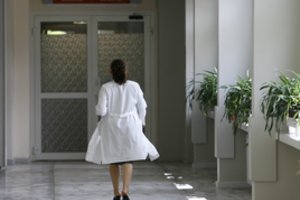 Gripo sezonas dar nesibaigė: daugėja sunkiai sergančių ir gydomų ligoninėje