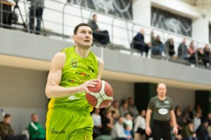 Varžovą dukart alkūnėmis taranavęs E. Dimša sulaukė bausmės