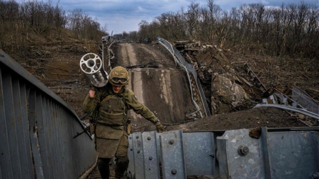 Ukrainos generalinis štabas skelbia – prie Bachmuto tęsiasi aršiausios kovos