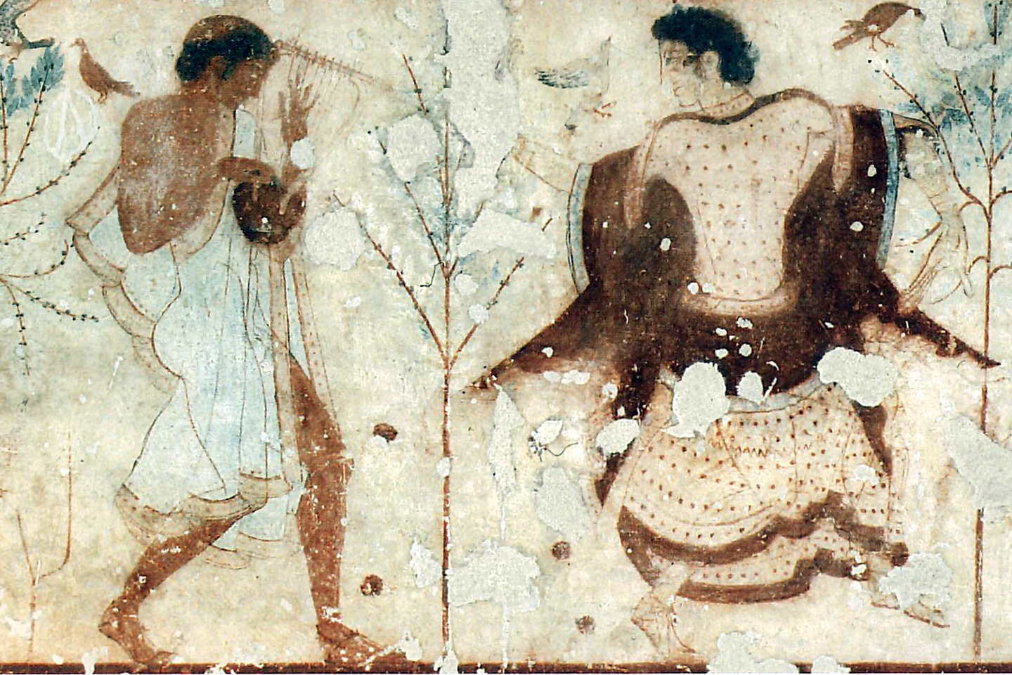  Kapų ir urnų vaizdai padeda suprasti etruskų bei romėnų civilizacijų sudėtingumą mažiausiai prieš 2000 metų. Jas galima atgaivinti moderniais laikais.<br> „Texdance“ iliustr.