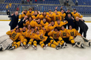 Lietuvos 18-mečių ledo ritulininkų triumfas pasaulio čempionate – nepatyrė nė vieno pralaimėjimo ir iškovojo auksą