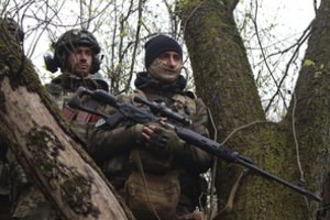 Donecko gynėjai kasnakt ruošiasi kovai su „Wagner“ samdiniais: „Mes prarandame savo geriausius žmones, o jų pusėje – visokios šiukšlės“