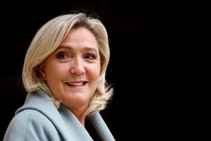 Iš opozicijos – arši kritika E. Macrono politikai: „Buka ir atitolusi nuo realybės“