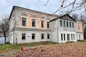 Aukcionų ne tik daugiau, bet ir sumos juose vis įspūdingesnės: už gydyklą pirkėjas nepagailėjo 5,6 mln. eurų