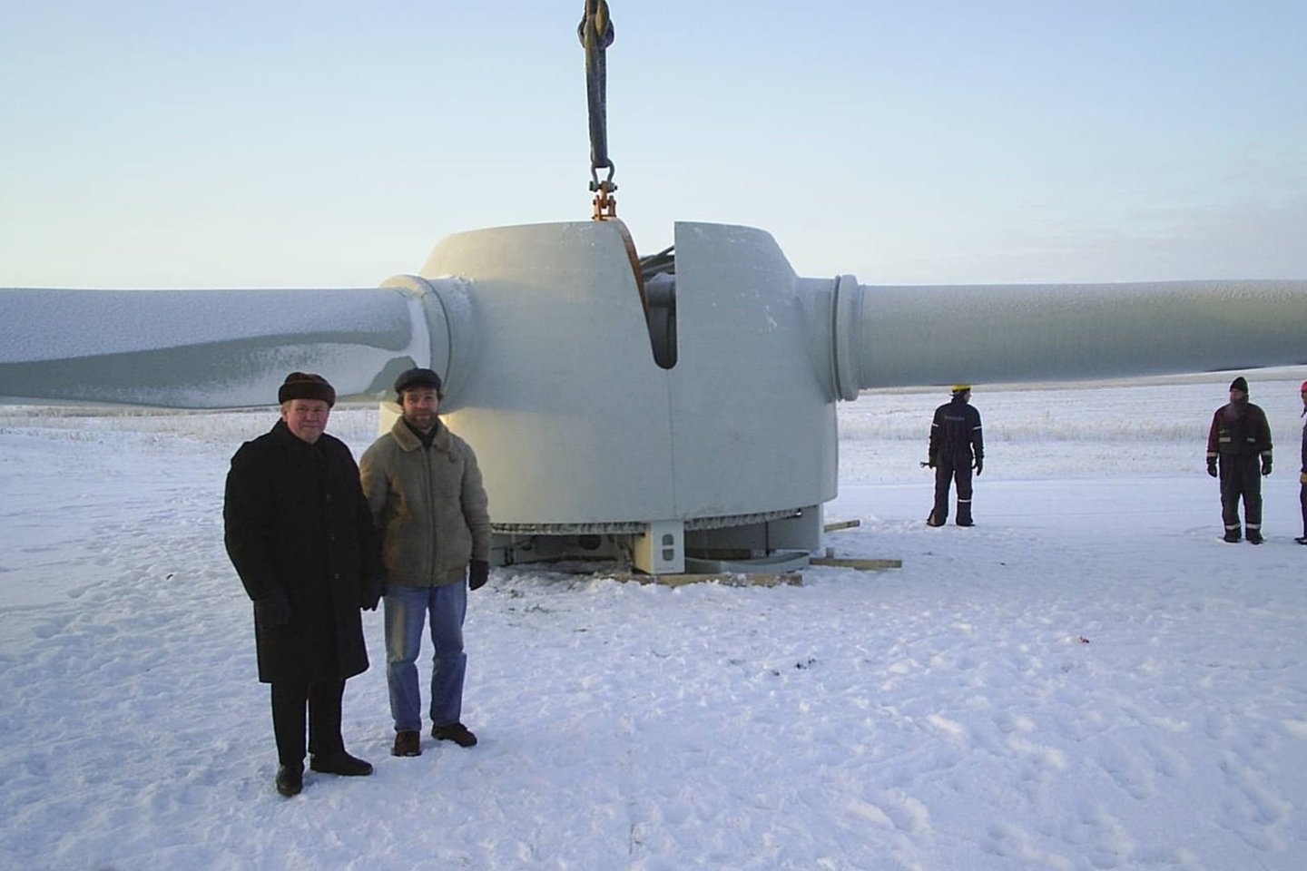 Pirmuoju sėkmingu vėjo energetikos projektu tapo nauja pramoninė Vydmantų parodomoji vėjo elektrinė, kuri 2004 m. pavasarį įjungta į Lietuvos energetikos sistemos elektros tinklą veikia iki šiol.<br>Pranešimo spaudai nuotr.