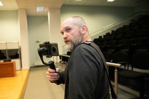 Liudytoja: L. Ragelskis demonstravo, kaip su šluota išvaryti iš Lietuvos baltarusių opozicijos atstovus