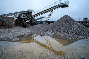 Miškų urėdijoms vėl bus leidžiama turėti karjerus savo reikmėms