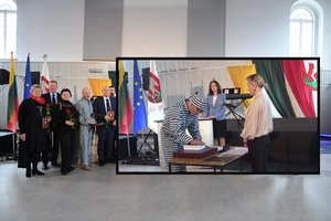 Akibrokštas sinagogoje – politikas prisiekti atvyko dėvėdamas kalinio aprangą