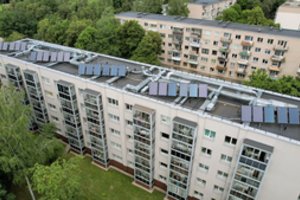 Trys Žemaitijoje atnaujinti daugiabučiai dalyvauja Metų renovacijos projekto rinkimuose