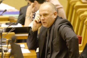 Į sekso skandalą su nepilnamečiu įklimpęs R. Ačas sulaukė nemalonios teismo žinios