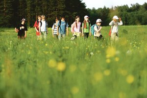 Vaikus sudominti gamta padeda ir išmanios technologijos: programėlės ir patarimai