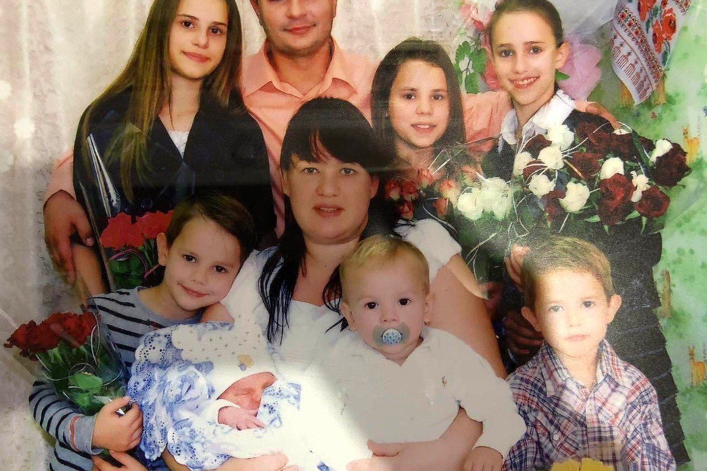 Tai paskutinė Volodimyro Veličkos bendra nuotrauka su šeima prieš žūtį.<br>Pašnekovės asmeninio archyvo nuotr.