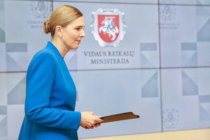 Demokratų frakcija „Vardan Lietuvos“ reikalauja A. Bilotaitės pasiaiškinti: šalyje vyksta tragiškos avarijos, o ministrė tyli