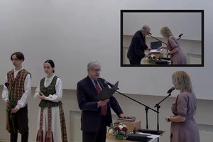Ir juokinga, ir graudu: priesaikos į Visagino tarybą ceremonijoje nesugebėjo perskaityti lietuviško teksto