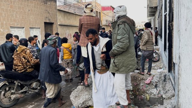 Jemene labdaros akcija baigėsi tragedija: per spūstį žuvo mažiausiai 85 žmonės, šimtai – sužeisti
