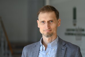 Legendinis E. Krungolcas nusivylęs tiek Th. Bacho sprendimais, tiek penkiakovės pokyčiais: mes ją griauname