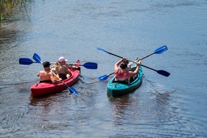„Mes darom“ kviečia aplinką švarinti bėgiojant ir plaukiant baidarėmis
