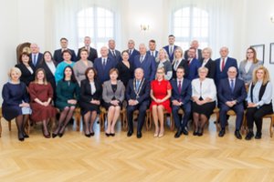 Raudondvario pilyje prisiekė naujoji Kauno rajono taryba ir meras Valerijus Makūnas