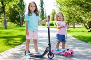 Įvardijo, į ką atkreipti dėmesį renkant paspirtuką vaikams: svarbus net ratų diametras